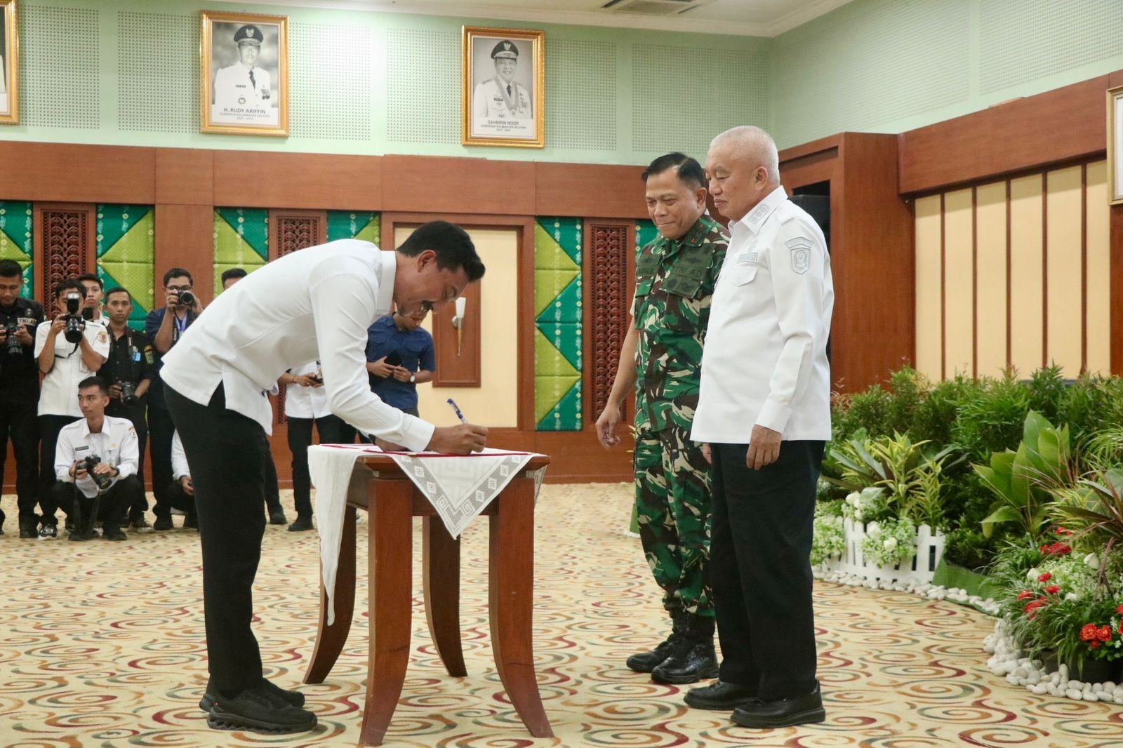 Pembangunan Makodam Kalsel Dimulai 2026, Pemda dan TNI Sepakati MoU di Banjarbaru
