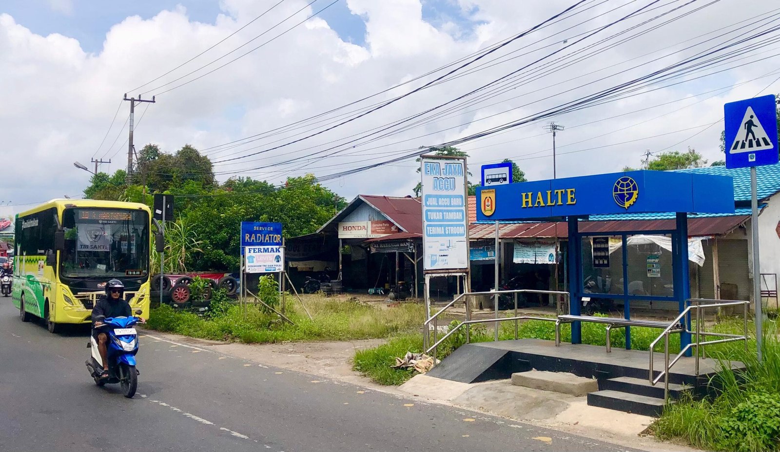 Perkuat Layanan Trans Banjarbakula, Dishub Banjarbaru Uji Coba Tiga Halte Portabel