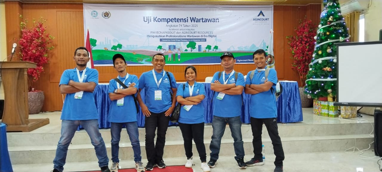 7 Wartawan Sibolga-Tapteng Lulus UKW Madya dan Muda