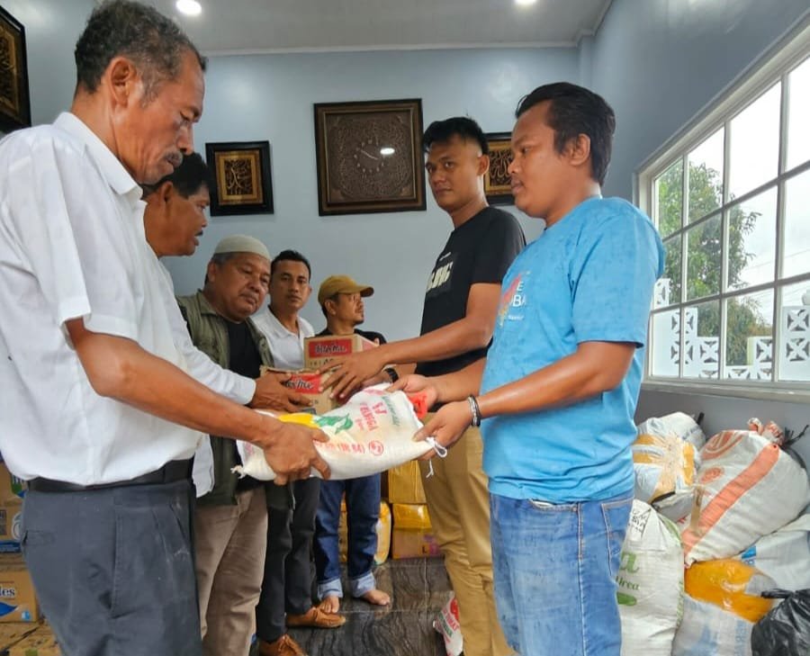 Punguan Nagur Bolak Damanik Boru Panogolan Salurkan Bantuan Kemanusiaan ke Tapanuli Tengah