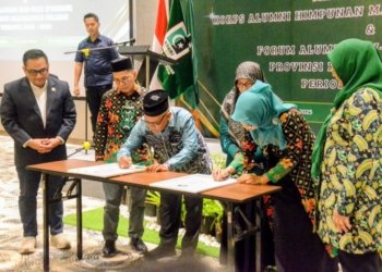 Pengurus MW KAHMI Kalsel 2025–2030 Resmi Dilantik, Didorong Perkuat Peran Kader Bangsa