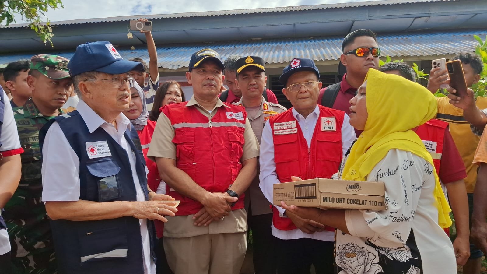 Jusuf Kalla Kunjungi Tapteng, Bantuan PMI dan Pemerintah Perkuat Harapan Warga