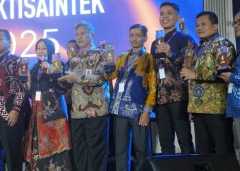 ULM Sabet Dua Penghargaan Nasional di Anugerah Diktisaintek 2025