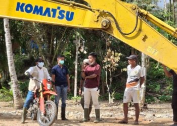 Masinton Pantau Normalisasi Sungai, 12 Alat Berat Dikerahkan di Tukka