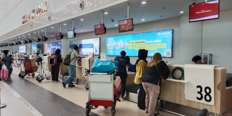 Libur Panjang Nataru, Penumpang di Bandara Meningkat Lebih 10 Persen