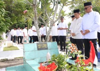 Harjad ke-60, Bupati Tabalong Ziarah ke Makam Tiga Mantan Kepala Daerah