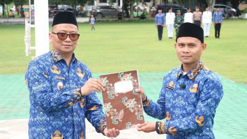 Peringati HUT ke-54 Korpri, Pemkab Tabalong Serahkan 1.250 SK PPPK Paruh Waktu