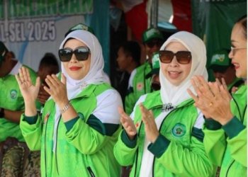 Bentuk Dukungan, Hj Linda Wati Hadiri Pelepasan Kontingen Balangan, Porprov XII Kalsel