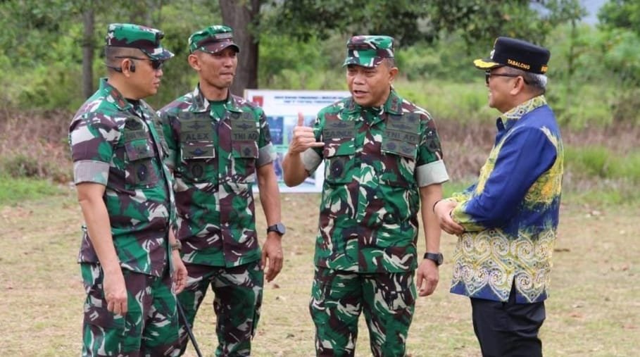 Pangdam XXII/Tambun Bungai Tinjau Lokasi Rencana Pembangunan Batalyon TP di Tanjung Puri Tabalong