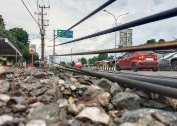 Kabel Menjuntai ke Tanah, Warga Khawatir Picu Sengatan Listrik