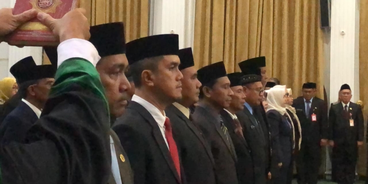 Lisa Halaby Rombak Birokrasi, 130 Pejabat ASN Pemko Banjarbaru Dilantik