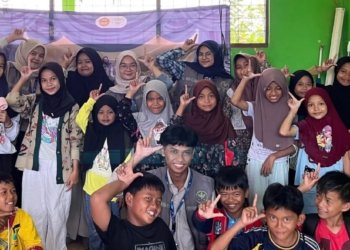 Mahasiswa ULM Dorong Literasi Digital dan Prestasi Akademik di Desa Pematang Panjang