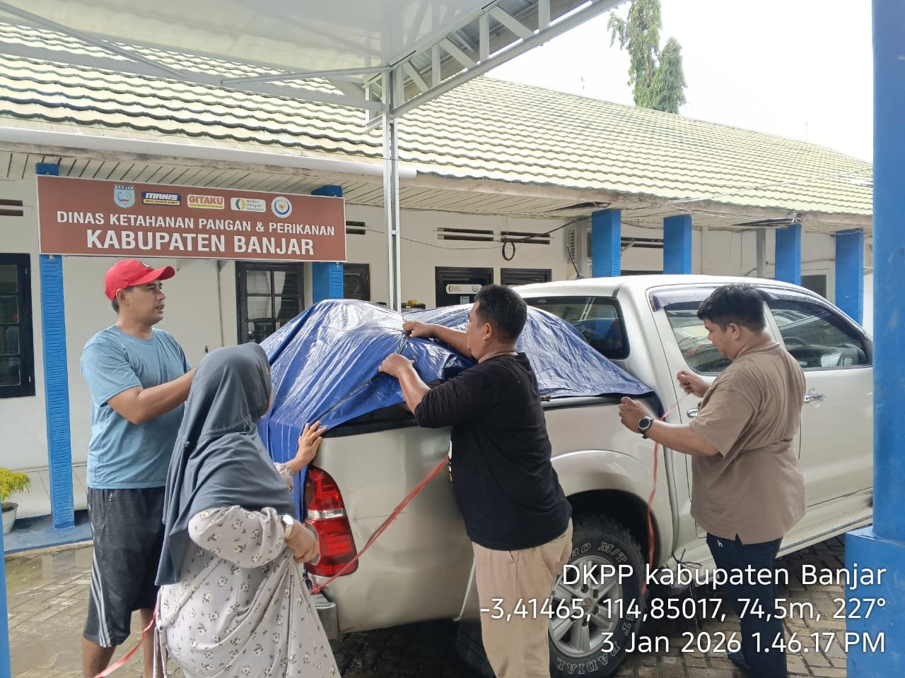 Puluhan Ton Beras Cadangan Digelontorkan, Pemkab Banjar Pastikan Ketersediaan Pangan Warga Terdampak Banjir