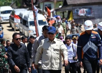 Presiden Prabowo Tinjau Jembatan Garoga, Pastikan Akses Warga Pulih Pascabencana
