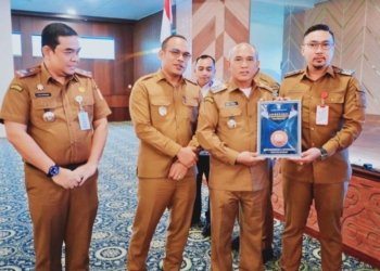 Mengawali Tahun 2026, Bupati Kotabaru Berikan Apresiasi kepada SKPD dengan Realisasi Anggaran Terbaik Tahun 2025