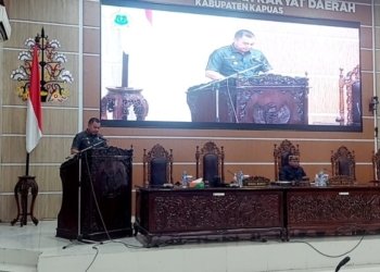 Hadiri Rapat Paripurna ke-10, Wabup Dodo: Pentingnya Sinergi DPRD Kapuas dan Pemerintah Daerah