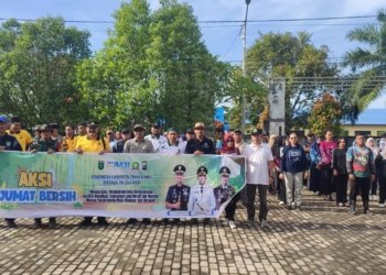 Awali Tahun 2026, Camat Karang Bintang Pimpin Kegiatan Aksi Jumat Bersih Di Desa Maju Sejahtera
