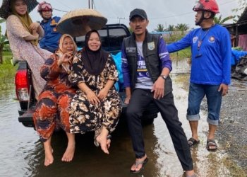 Bupati Banjar Turun Langsung ke Lokasi Banjir, 2.000 Paket Bantuan Disalurkan di Martapura