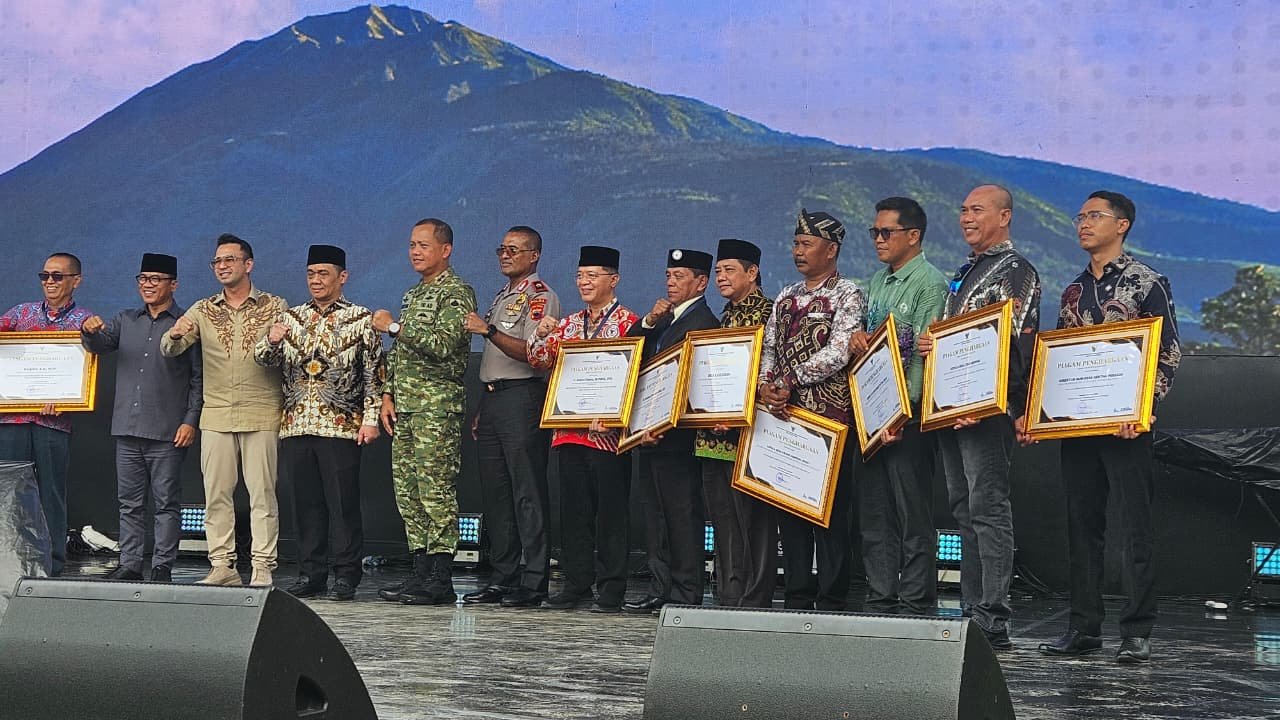Inovasi Berbuah Pengakuan Nasional, Awang Bangkal Barat Tegaskan Peran Desa sebagai Motor Ekonomi Rakyat