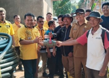 Golkar Tapteng Salurkan Bantuan Pipanisasi 2.000 Meter untuk Warga Hutanabolon