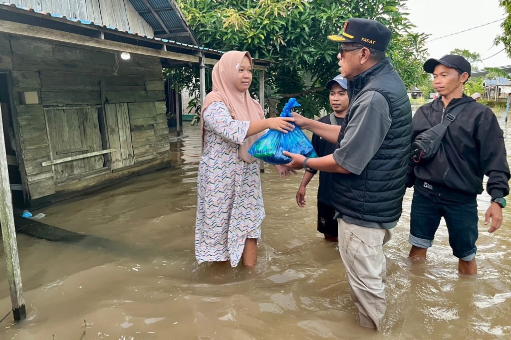 Tanggap Darurat Banjir: Pemkab Banjar Perkuat Distribusi Bantuan ke Desa Terdampak
