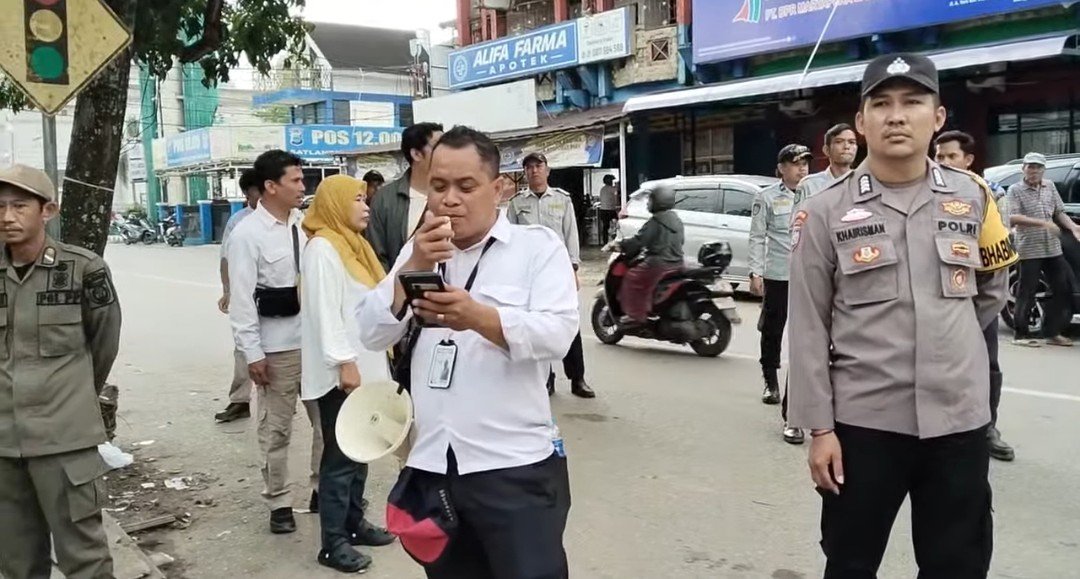 Relokasi PKL di Sekumpul Disambut Positif: Pedagang Nilai Lebih Bersih dan Nyaman