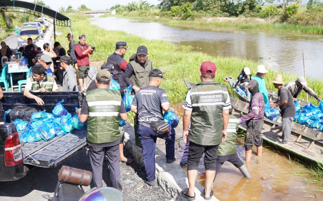 Pemerintah Kabupaten Banjar Perkuat Kehadiran di Tengah Banjir, Ribuan Paket Bantuan Disalurkan ke Cintapuri Darussalam dan Sungai Tabuk