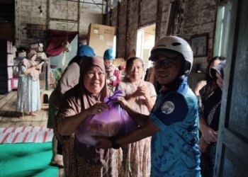 FAJI Kalsel Bersama Pecinta Alam Salurkan Bantuan & Edukasi Mitigasi Kebencanaan untuk Korban Banjir