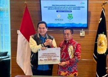 Bupati Kapuas Salurkan Bantuan Kemanusiaan Lewat APKASI