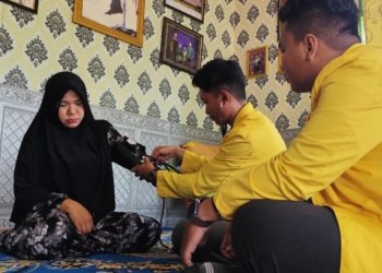 Program Profesi Ners ULM Lakukan Pengkajian Kesehatan Lingkungan di Desa Sungai Asam