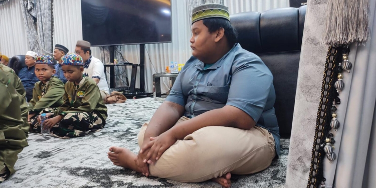 Seragam Dicoret Teman, Curhat Warga via DM Direspons Wali Kota Banjarbaru