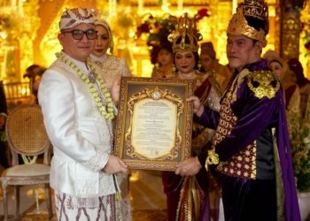 Kraton Majapahit Anugrahi Gelar Bangsawan ke Pasangan Ini, Sultan Cevi: Ini Mengikuti Kaidah Majapahit
