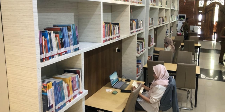 Kunjungan Cafe Literasi WAKA 7 Tembus 5.876, Favorit Mahasiswa Banjarbaru