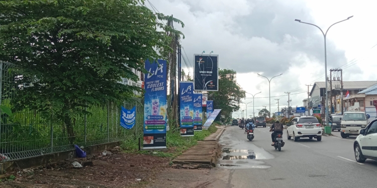 Usai Kunjungi Kalimantan, Presiden Prabowo Minta Daerah Tertibkan Spanduk dan Baliho