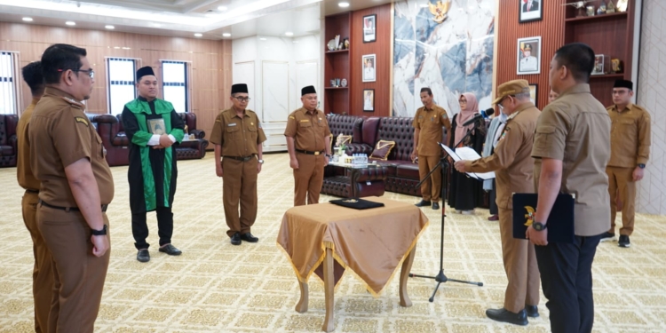 Bupati Kotabaru Lantik 2 Pejabat Pimpinan Tinggi Pratama dan Administrator