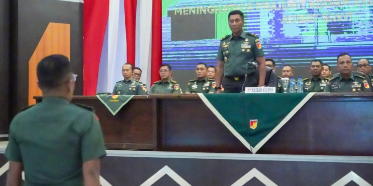 Kasdam XIII/Merdeka Tekankan Kepedulian dan Deteksi Dini dalam Pembinaan Kesehatan Prajurit