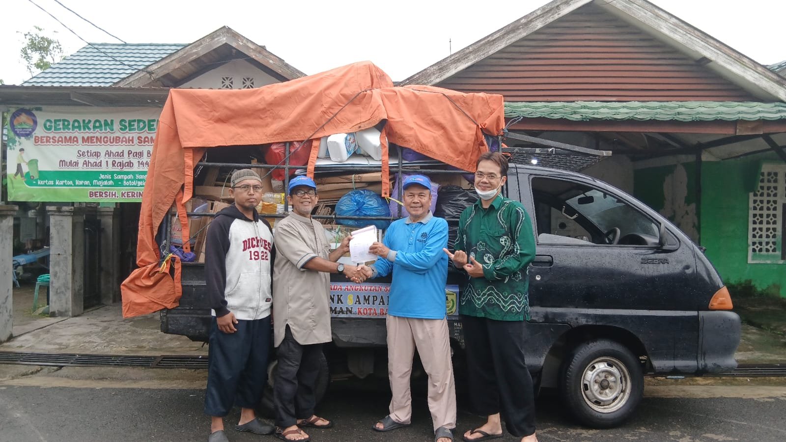 Dari Sampah Jadi Sedekah, Jamaah Masjid Al Ummah Banjarmasin Wujudkan Ibadah Ramah Lingkungan