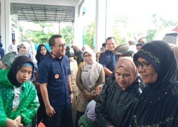 Pasar Murah Bersubsidi Tanpa KTP Diserbu Warga Landasan Ulin