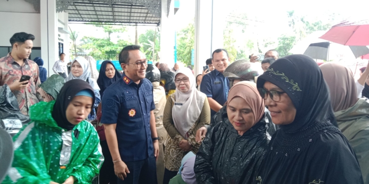 Pasar Murah Bersubsidi Tanpa KTP Diserbu Warga Landasan Ulin