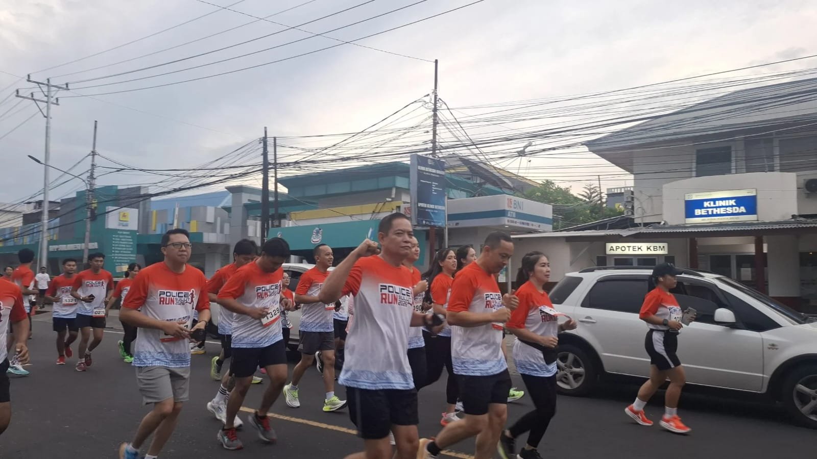 Kopolres Bitung Pimpin Kontingen Polres di Police Run 5K 2026 Polda Sulut
