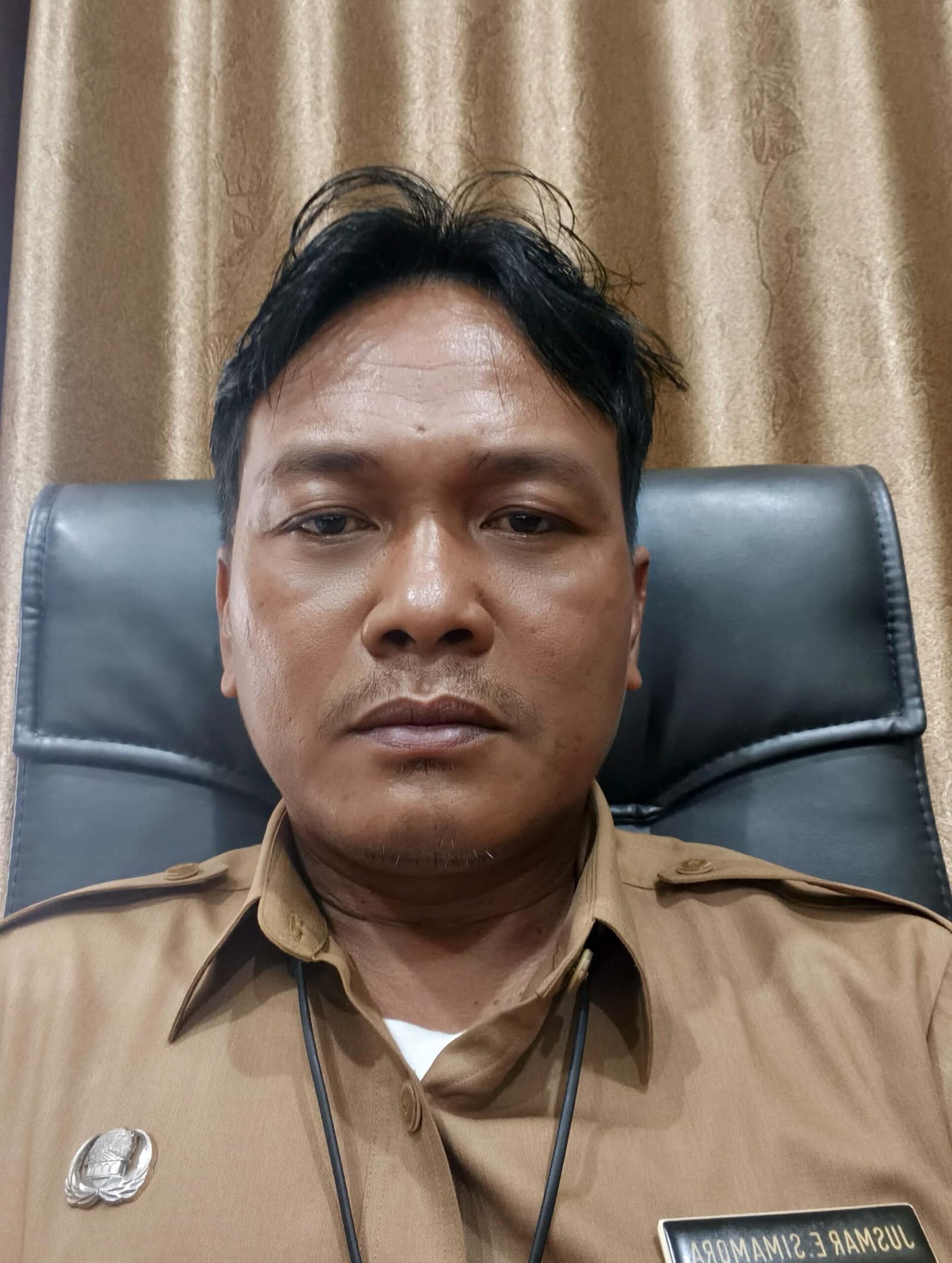 Kadis PUPR Tapteng Klarifikasi Video Viral: Kaca Pecah Terjadi Januari, Tanpa Unsur Kesengajaan