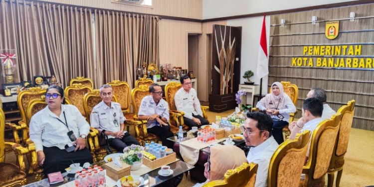 Fokus Layanan Publik, Disdukcapil Banjarbaru Sabet Predikat Zona Integritas 2025