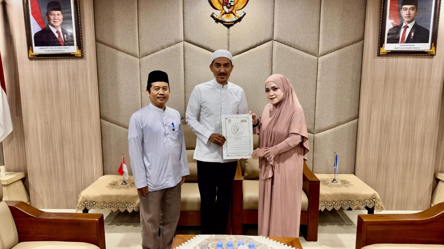 Qariah Kebanggaan Kabupaten Banjar Melangkah ke Panggung Dunia, Hj Raudhah Siap Harumkan Nama Daerah di Malaysia