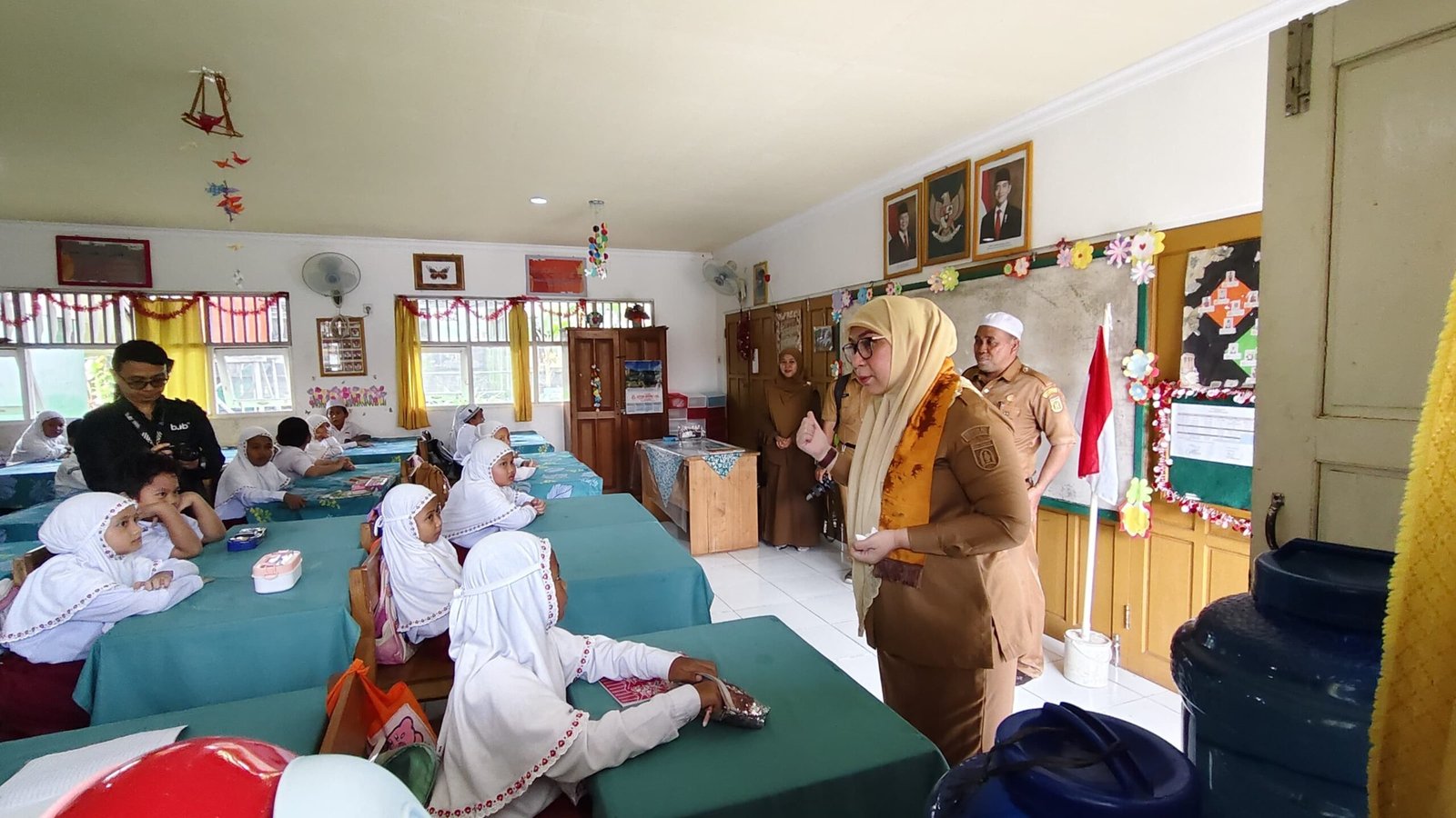 Pastikan Belajar Selama Ramadan Tetap Optimal, Wali Kota Banjarbaru Louching Ketahanan Pangan di Sekolah