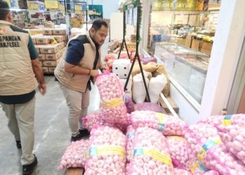 Polda Kalsel Sidak Indogrosir, Pastikan Harga dan Stok Bapokting Jelang Lebaran Aman