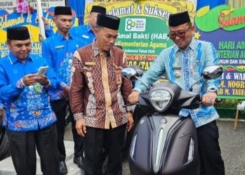 Kepala KUA se-Tabalong Terima Fasilitas Sepeda Motor