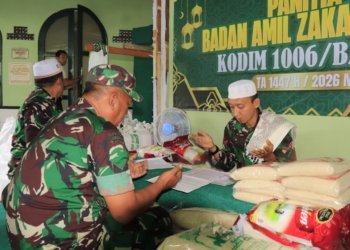 Prajurit Kodim 1006/Banjar Bayar Zakat Fitrah, Wujud Kepedulian di Bulan Ramadan