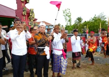 Wabup Kapuas Hadiri dan Lepas Peserta Pawai Ogoh-Ogoh di Desa Sidorejo