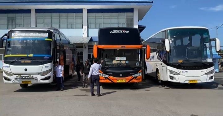 Libur Idulfitri 2026, Penumpang AKAP di Terminal Gambut Barakat Naik Jadi 2.500 Orang