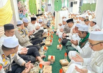 Puluhan Ribu Jemaah Padati Martapura Timur, Haul ke-220 Syekh Muhammad Arsyad Al Banjari Berlangsung Khidmat dan Penuh Makna